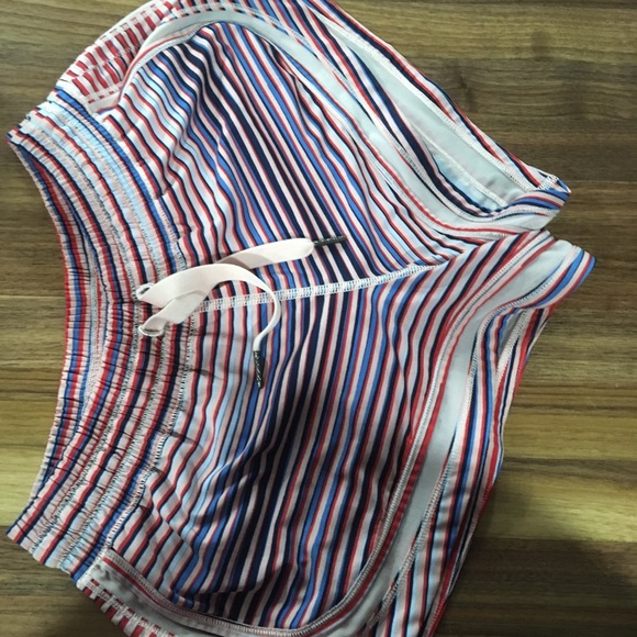 Lululemon Make A Move Short - Picture 6 of 6